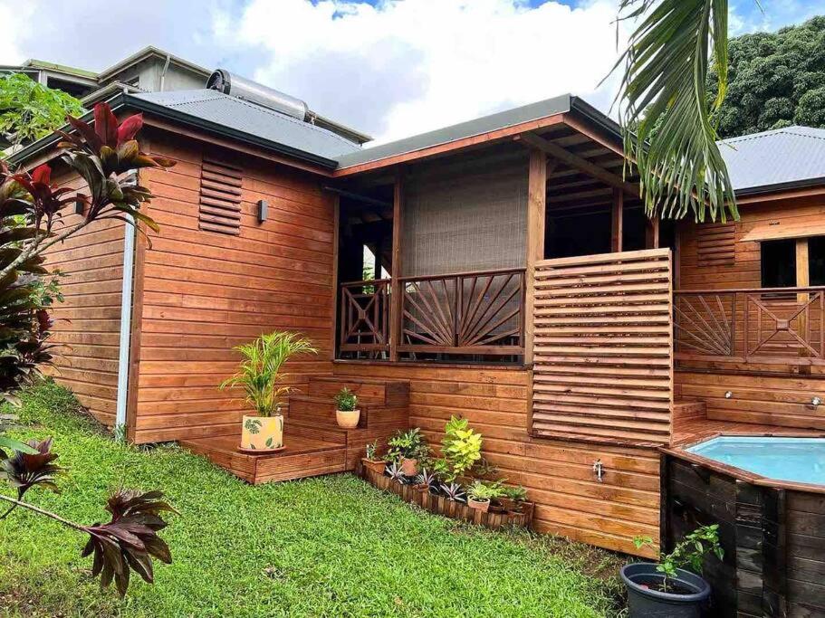 La Kaz A Pepes, Charmant Logement Avec Piscine Lamentin 外观 照片